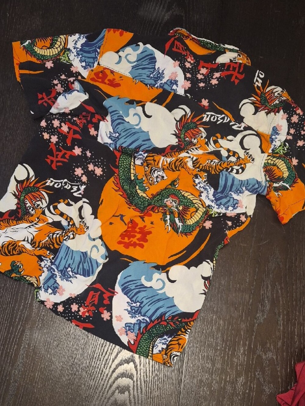 Short Sleeve Dragon Print Button Up - Picture 3 of 3